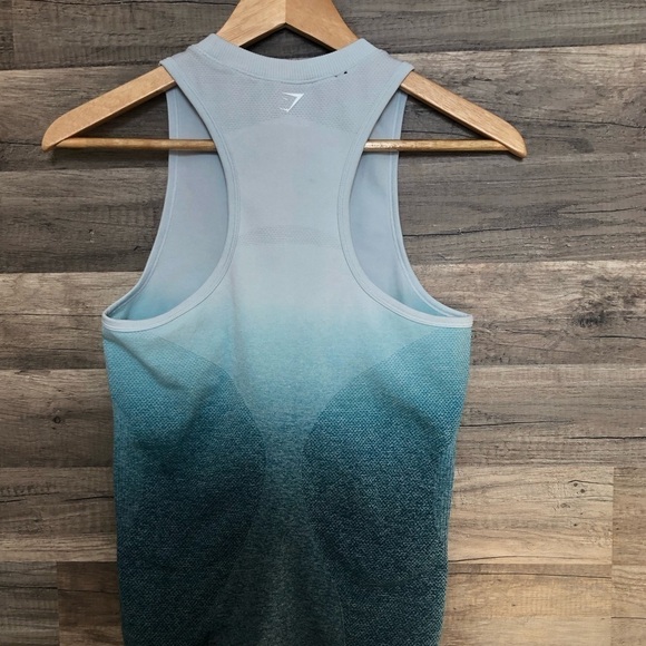 Gymshark Blue Ombré Seamless Vest Racerback Tank Medium - Picture 13 of 14